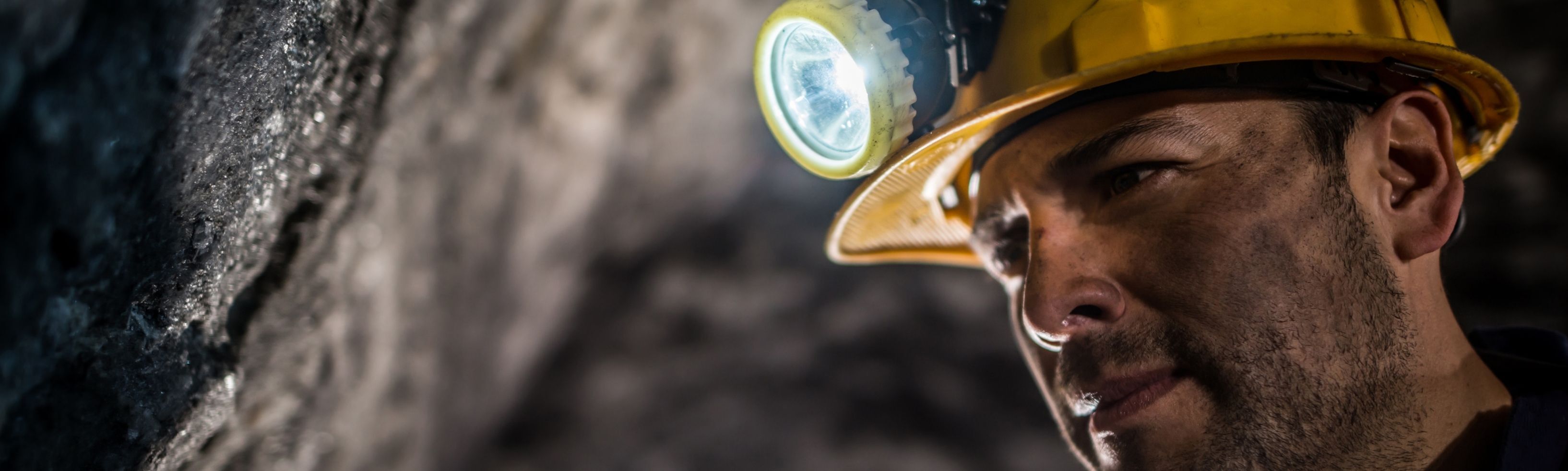 Madenci Bareti: Madencilikte Güvenliğin Anahtarı