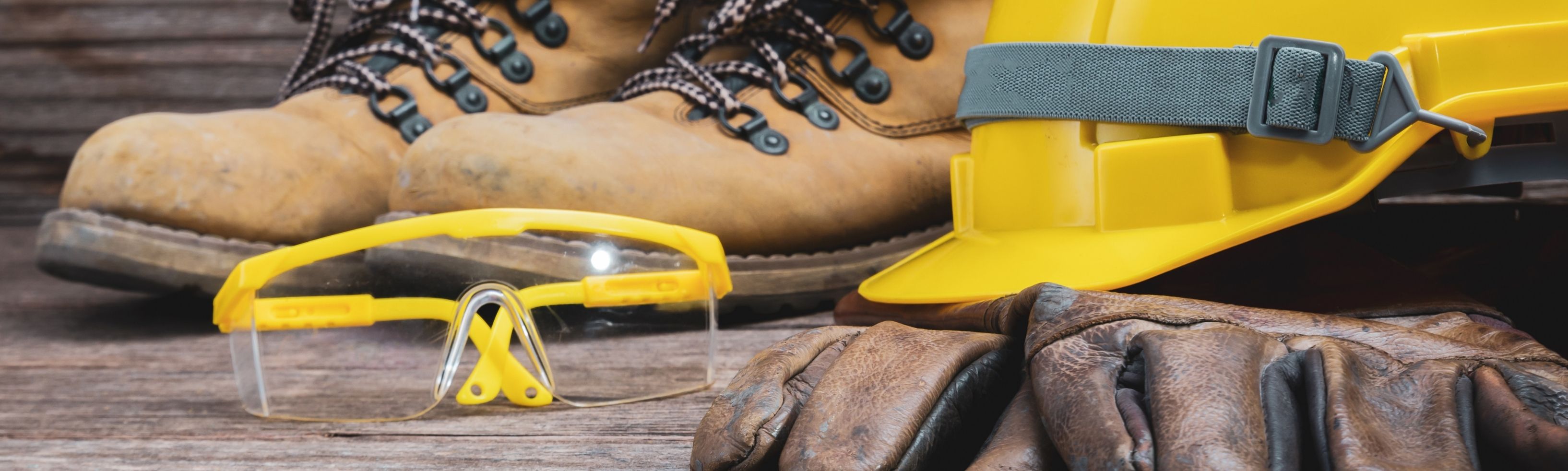 İş Sağlığı ve Güvenliği Rehberi: Kişisel Koruyucu Donanım (KKD) Nedir?