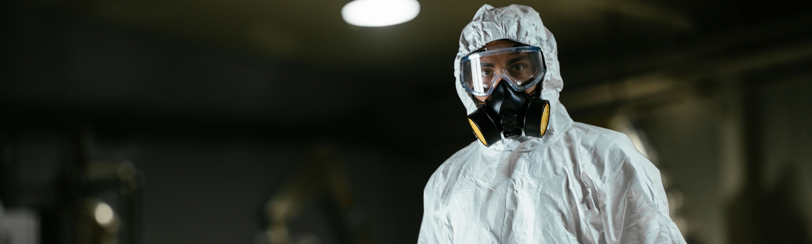 Kimyasal Risklere Karşı Tyvek Tulum ile Güvenlik