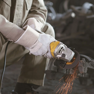 Stanley STGS9115 900W 115mm Avuç Taşlama Makinesi - 2